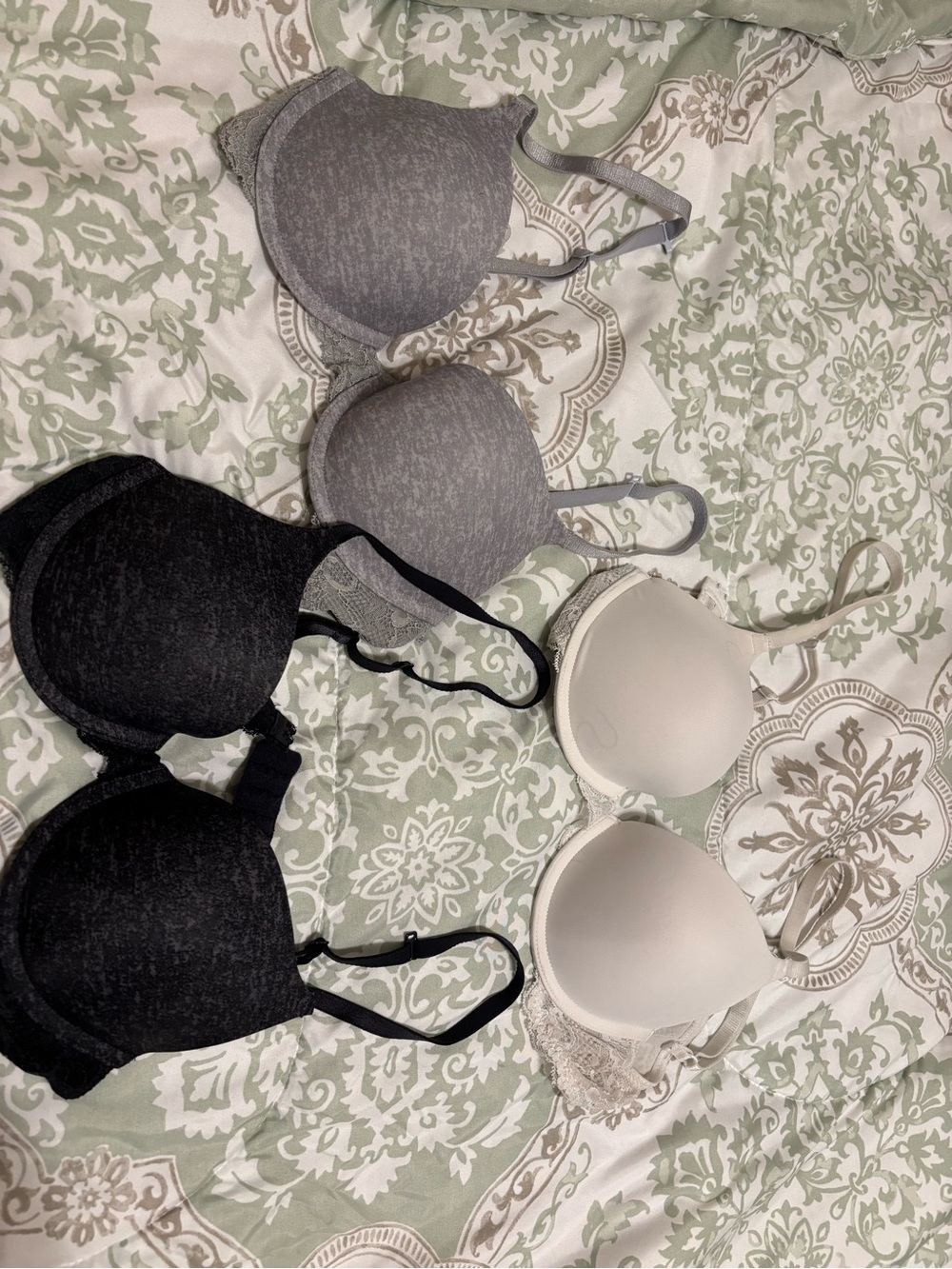 Women’s Everyday Molded Cup Bra - Gray, Black & White